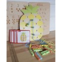 CLASSIC WORLD Wooden Threader Pineapple Pegs 21 pcs.